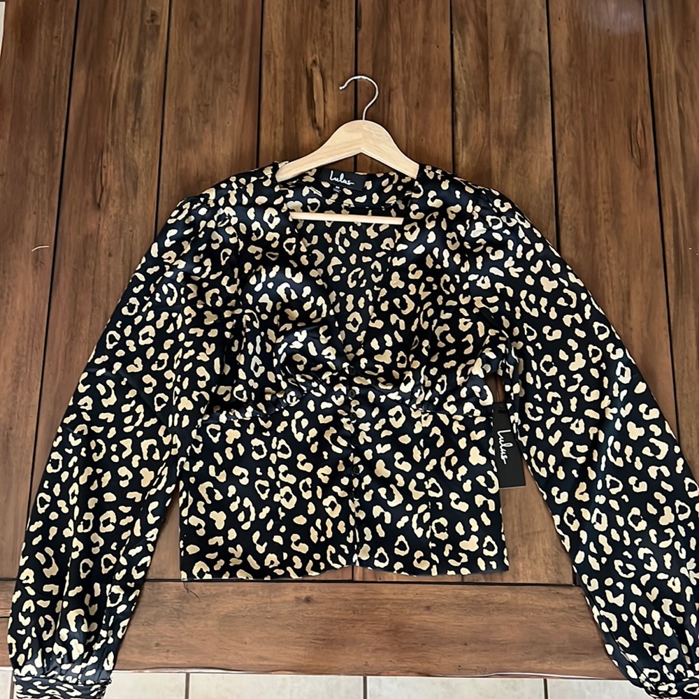 Lulus, Size Medium, Cheetah Print Blouse